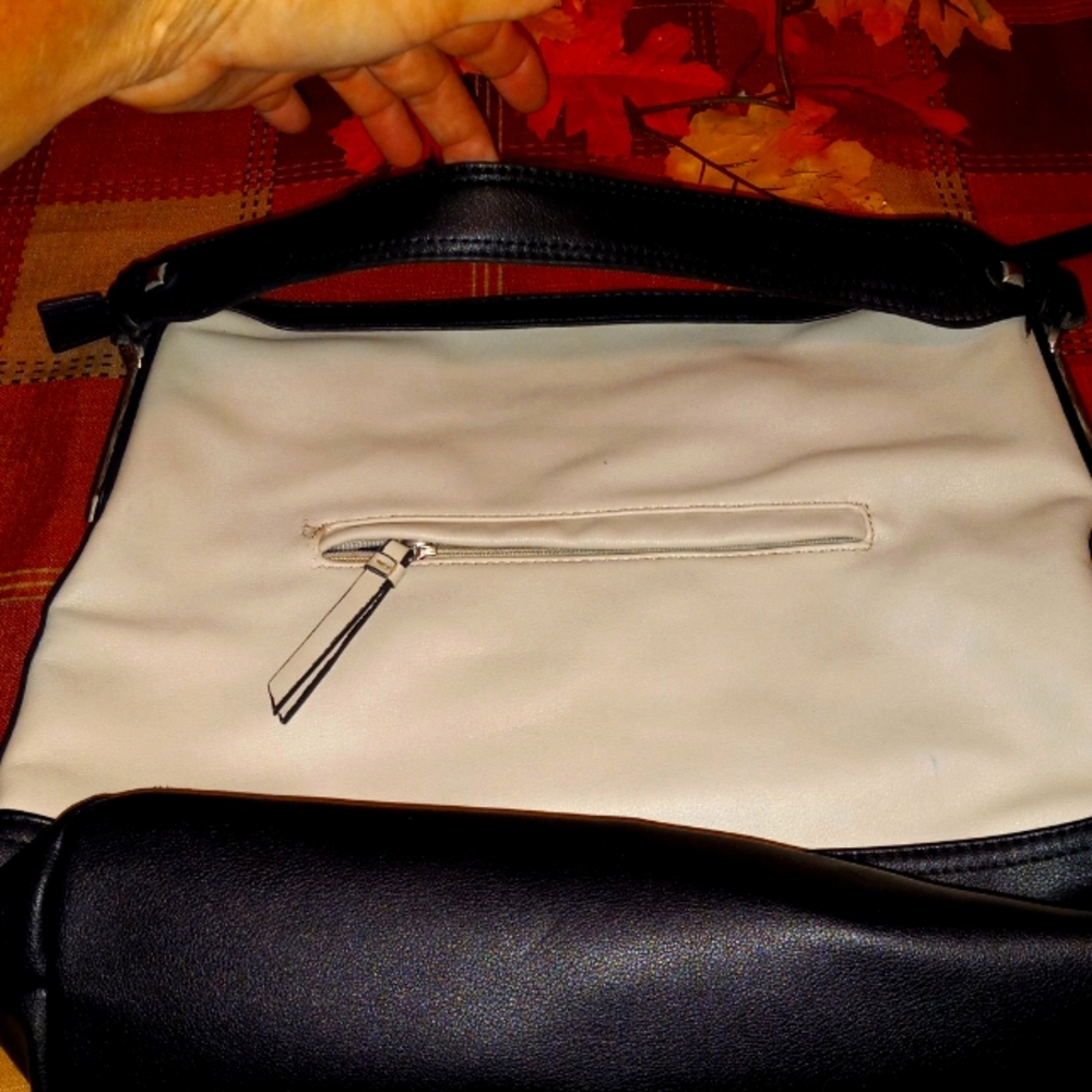 Authentic  Jessica Simpson Purse 👛😍 - Picture 11 of 14